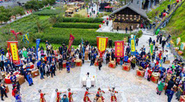 非遗村茶大赛在湖南湘西举行 14支村茶队秀绝活儿