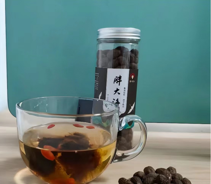 临近三伏天，应学会忌嘴，少碰2甜，饮3茶，忌2味，清爽度过