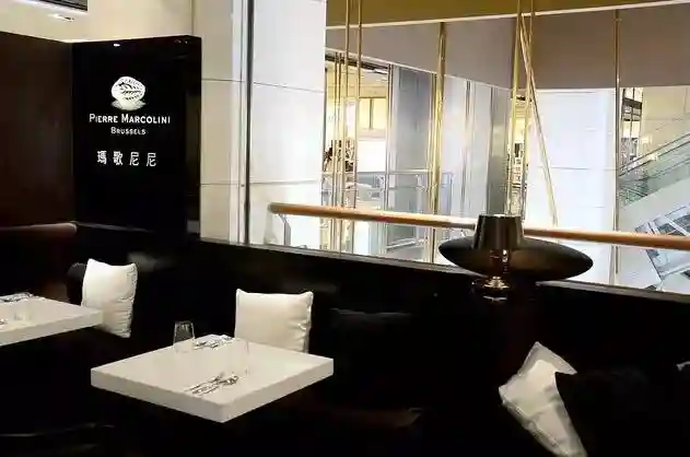 當今巴黎 │ 最熱門的時尚甜點「法國情人」迷你小泡芙