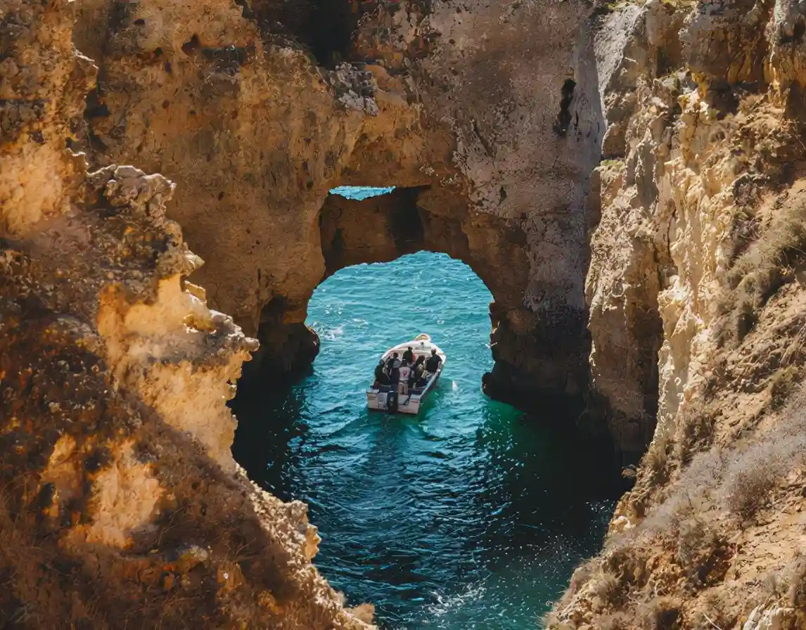 欧洲大陆最西端，这里将大自然的美丽展现得淋漓尽致