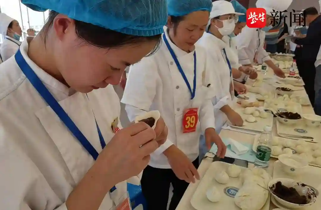 视频|“包”出淮扬美味“捏”出工匠风采，扬州举办面点师职业技能竞赛