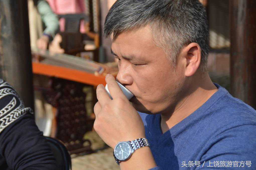 信江书院内：茶仙子们的茶集