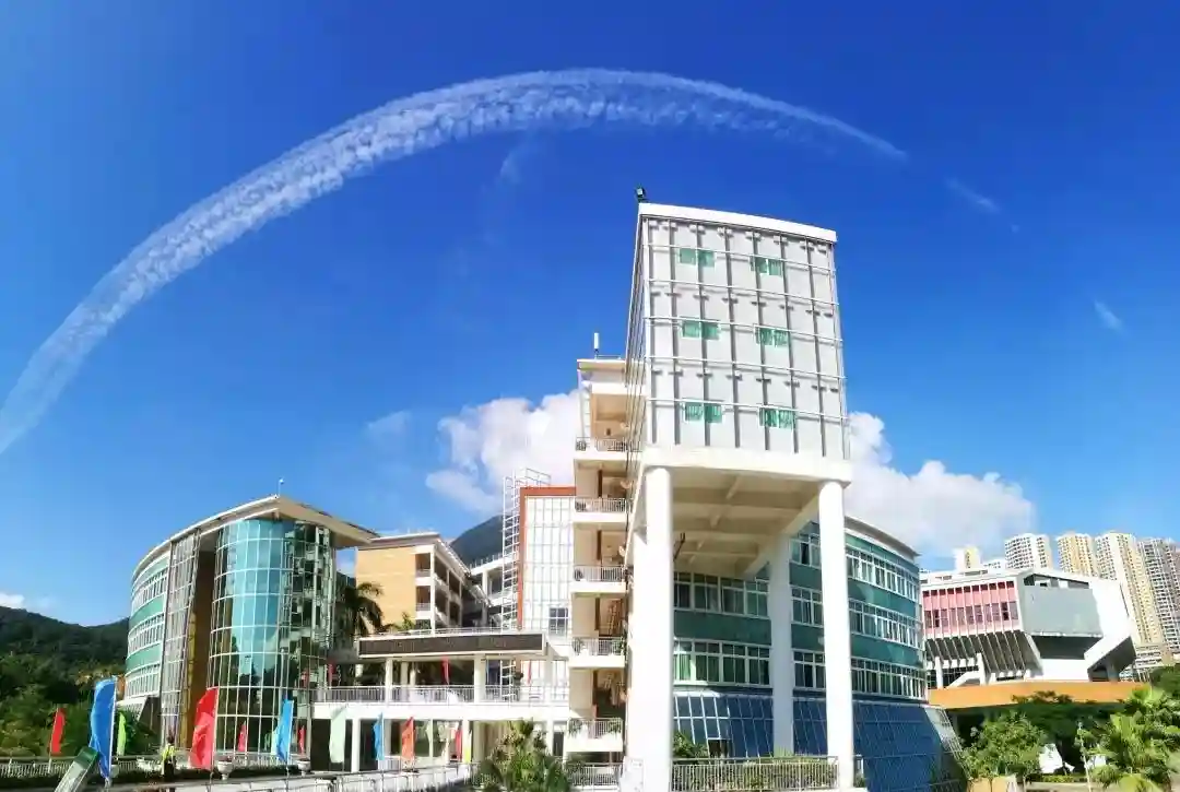 最新实景！深圳20所重点高中食宿情况大汇总