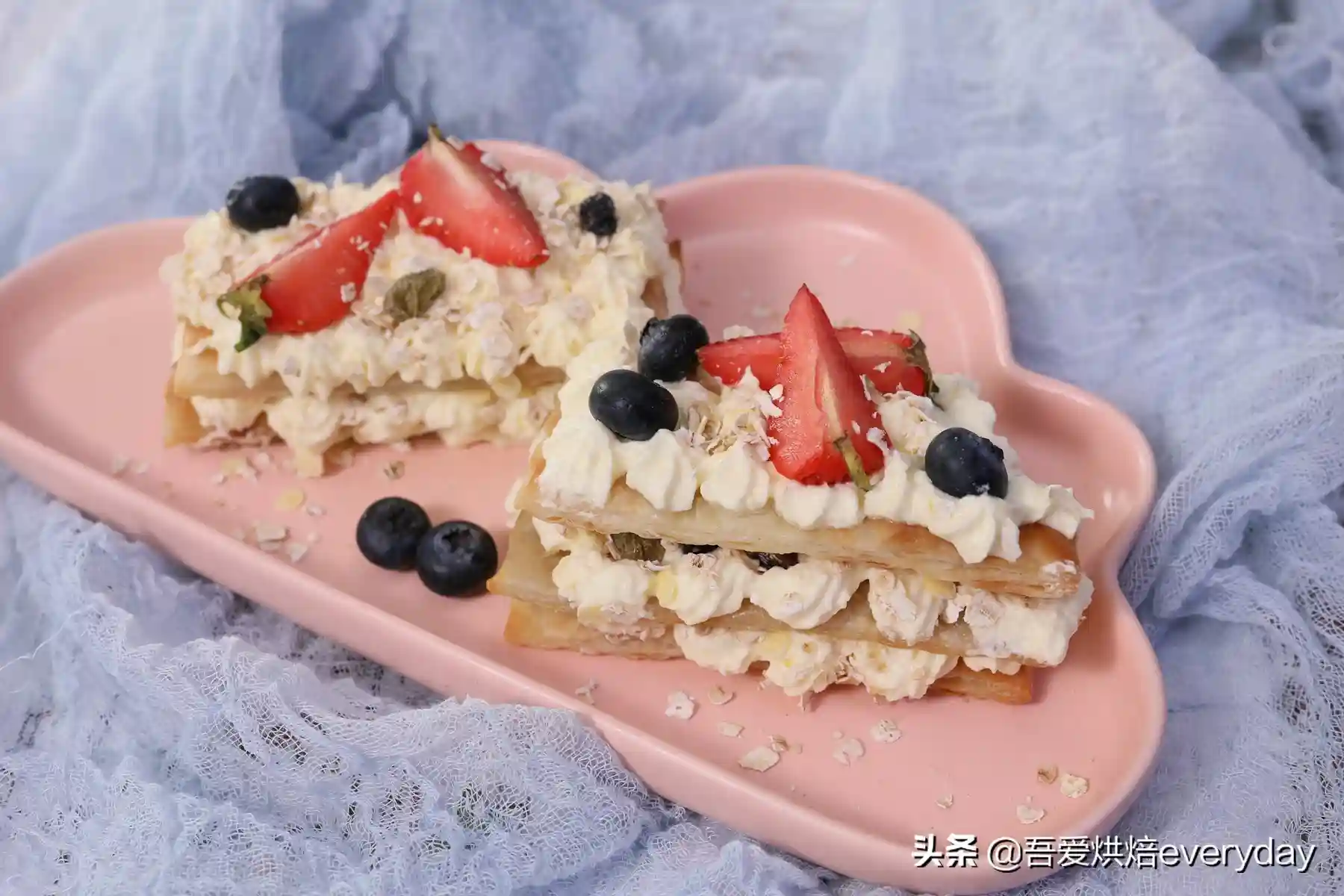 法式经典甜点--拿破仑千层酥的懒人做法！满口酥脆，下午茶必备