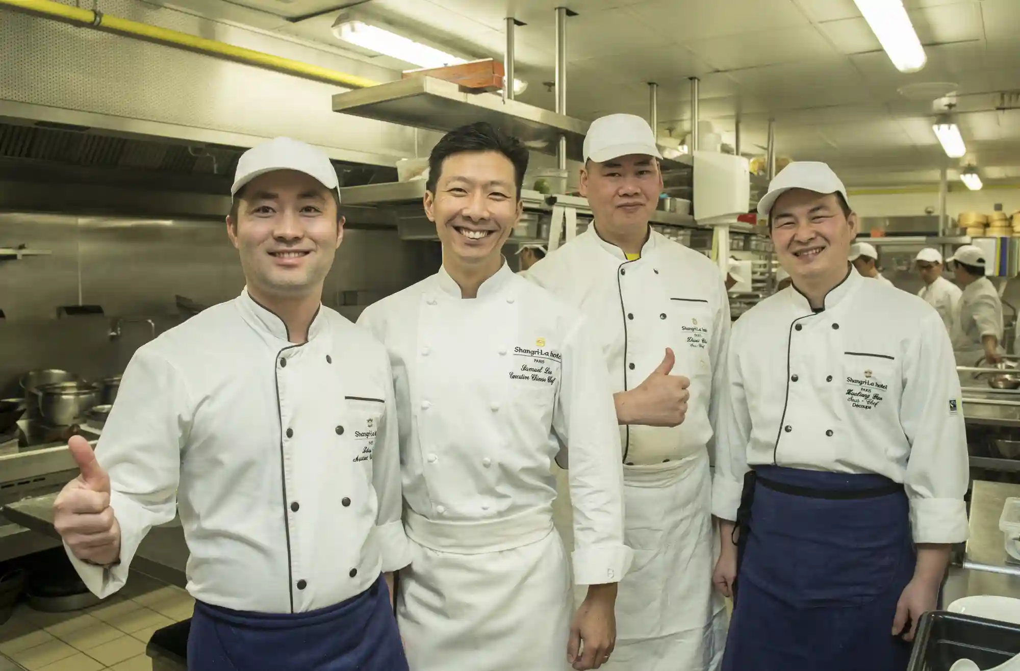 巴黎这家顶级餐厅的后厨全讲粤语，背后有怎样的故事？