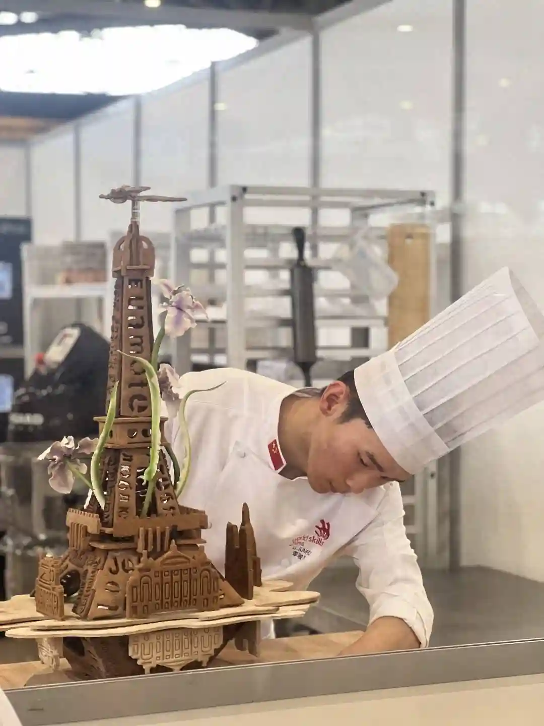 用榫卯结构做面包拿下世界冠军 22岁的他想让世界看到中国文化 | Z世代 正青春