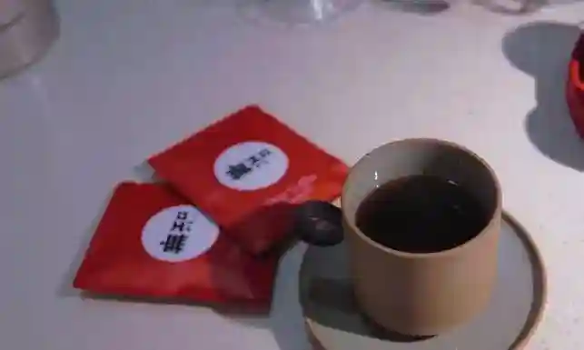 “一起咖啡吧”荣誉榜单评选全网启动，快来为奉贤这14家咖啡店打call！