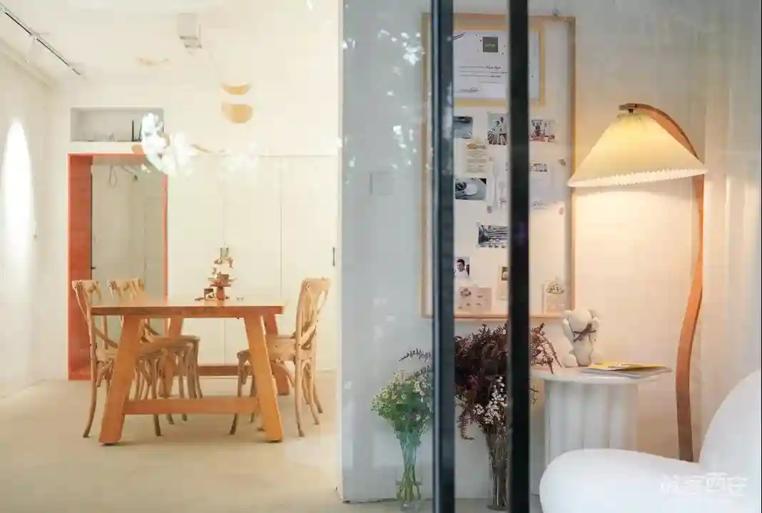 50㎡老小区改造甜品店｜温柔治愈，开启时代“甜蜜魔盒”