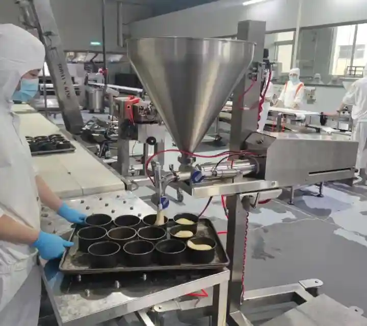 西点蛋糕面糊充填设备，怎么才能做到高效精准还能一机多用呢？