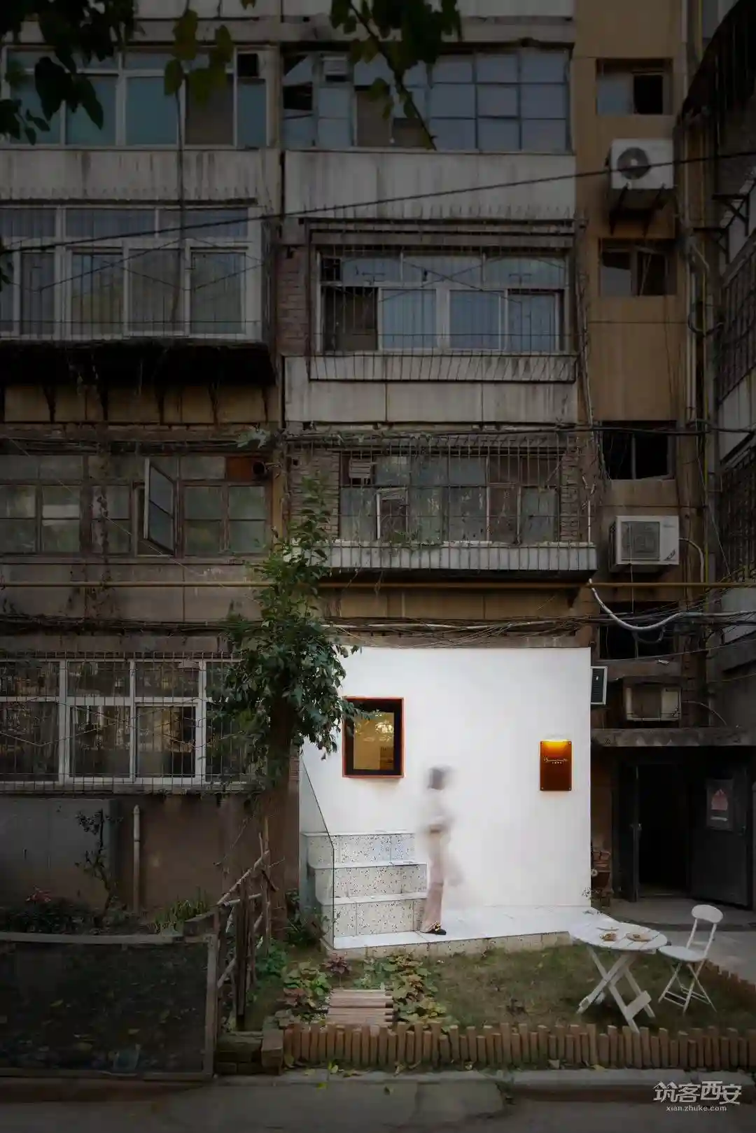 50㎡老小区改造甜品店｜温柔治愈，开启时代“甜蜜魔盒”