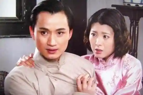 荀慧生新婚夜闹乌龙，掀开盖头新娘变成姑姑，原来是岳父从中作梗