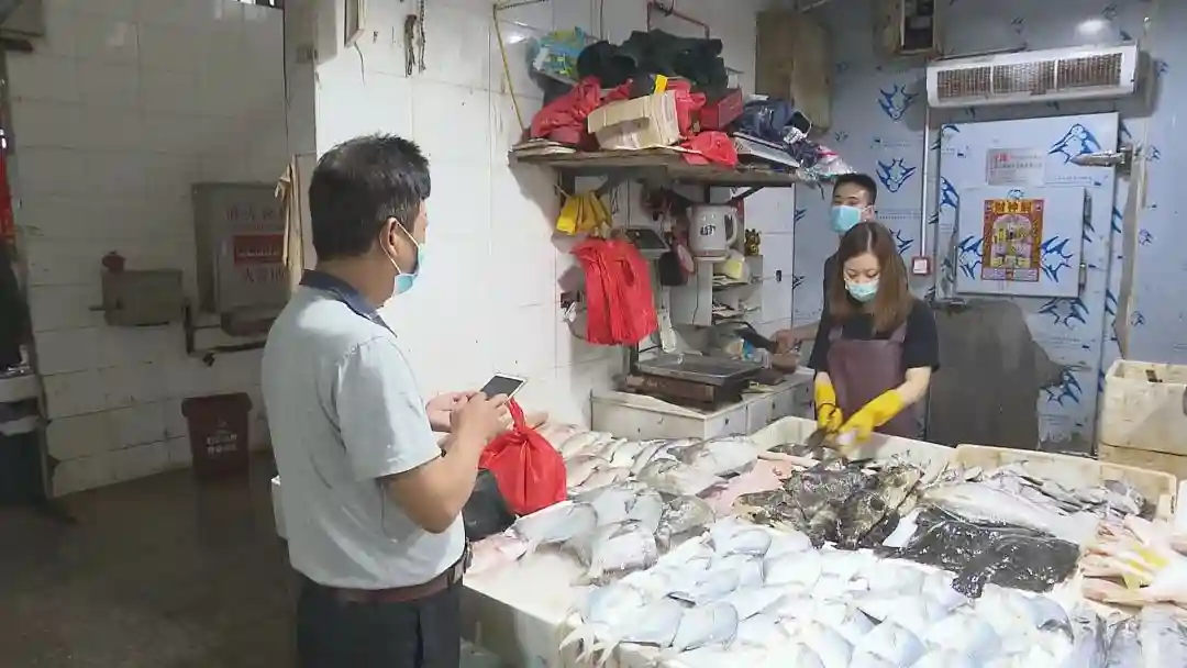 记者实地走访，带你看看上海西南地区最大的农副产品批发集散中心……