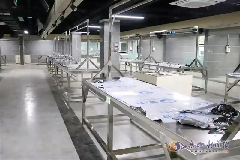 乐山城区这个临时便民摊区即将搬“新家”